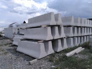 690 Jersey Barrier