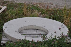 Well Lid w_ Access Hole Offset